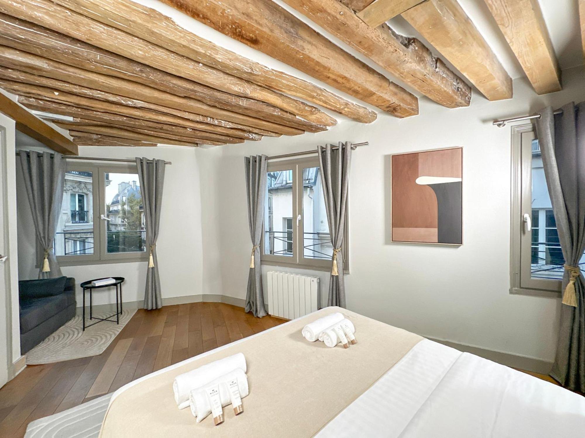 St Michel - Deluxe Apartment - Harpe Paris Exterior foto